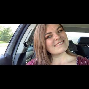 Meet your Posher, Amber